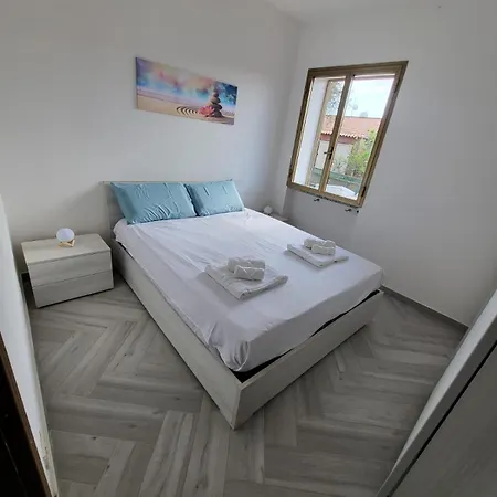 Casa Li Junchi Casa de Férias Badesi